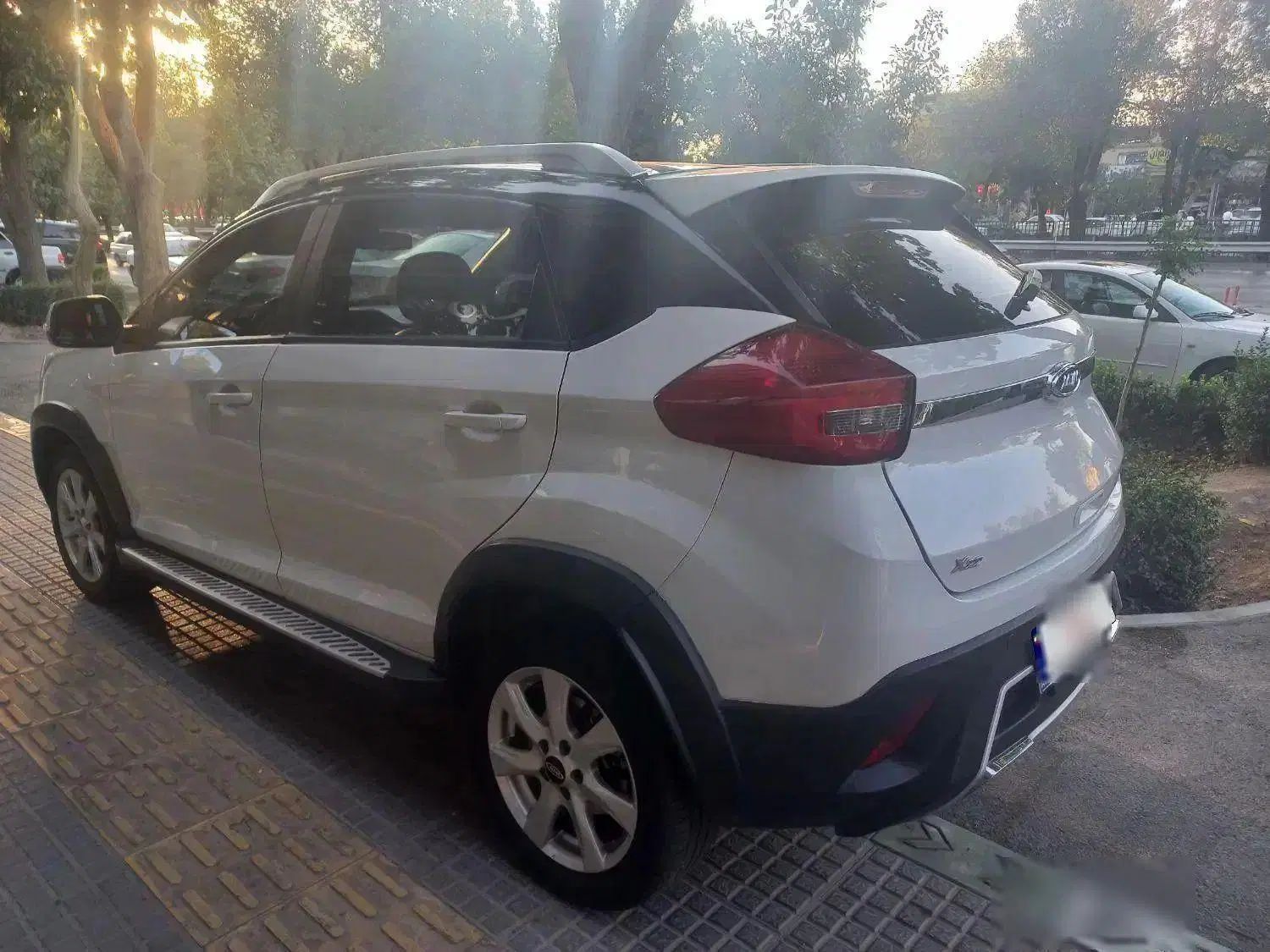 ام وی ام X22 اتوماتیک اسپرت اکسلنت - 1400