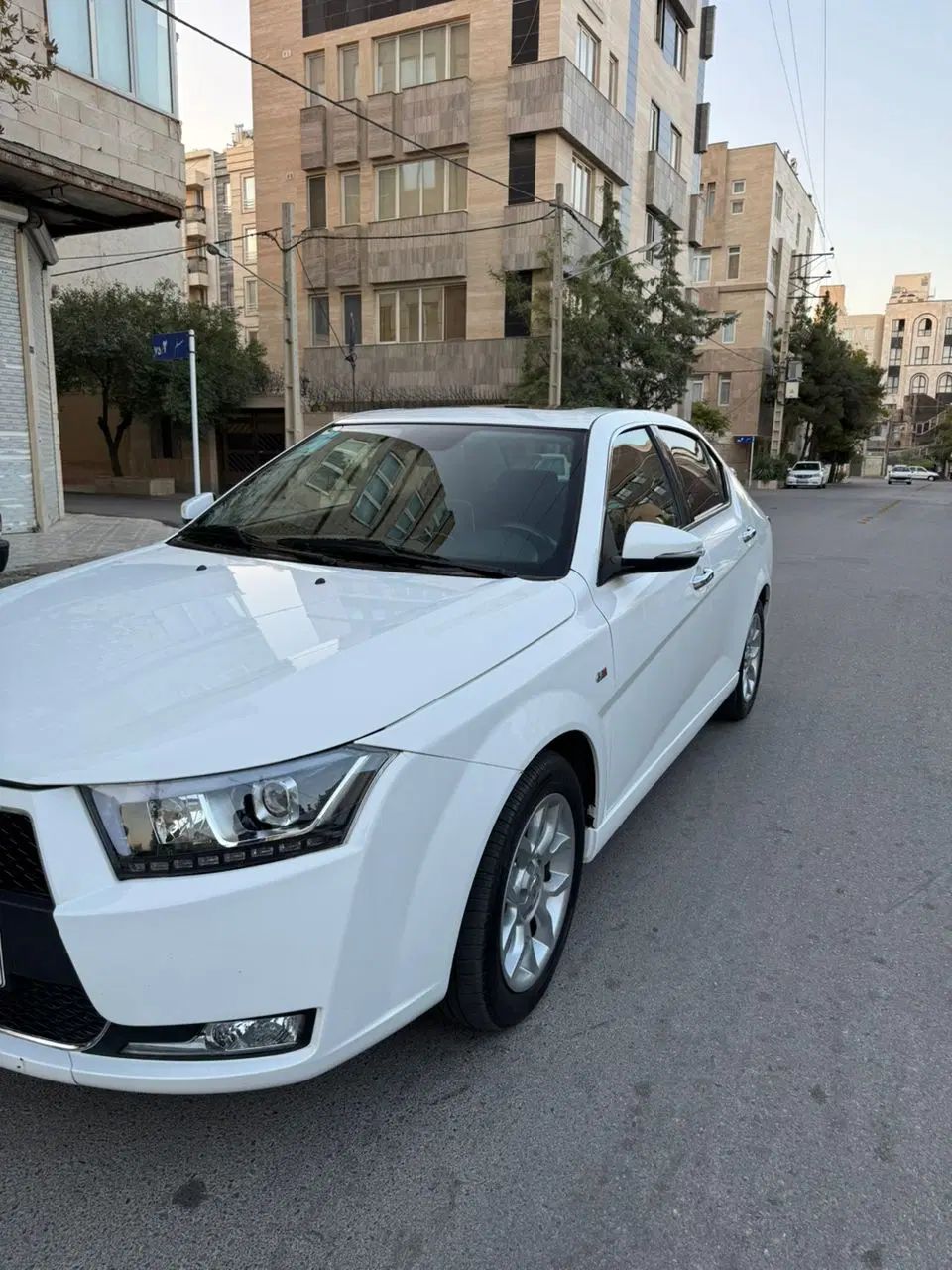 دنا پلاس توربو اتوماتیک - 1402