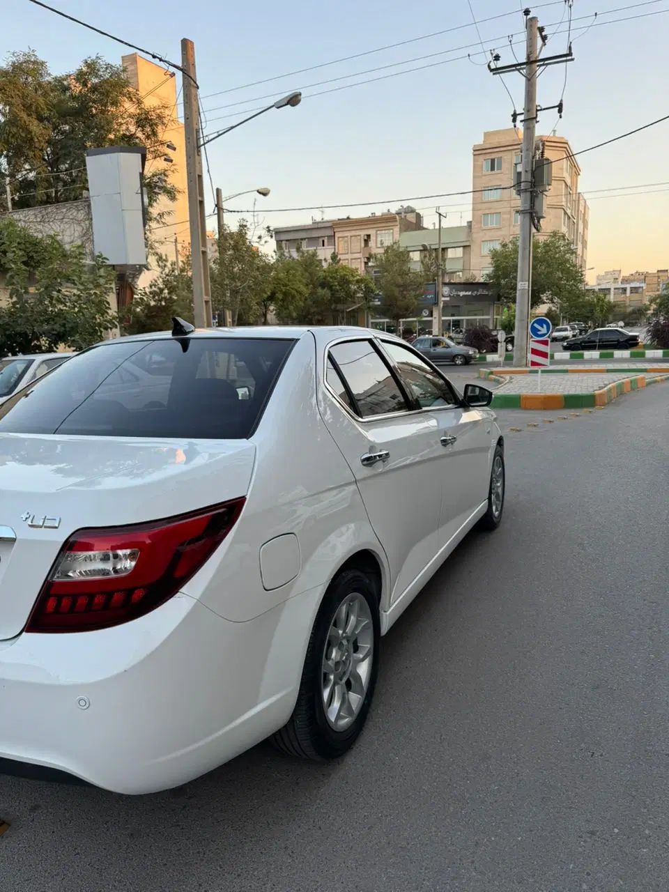 دنا پلاس توربو اتوماتیک - 1402
