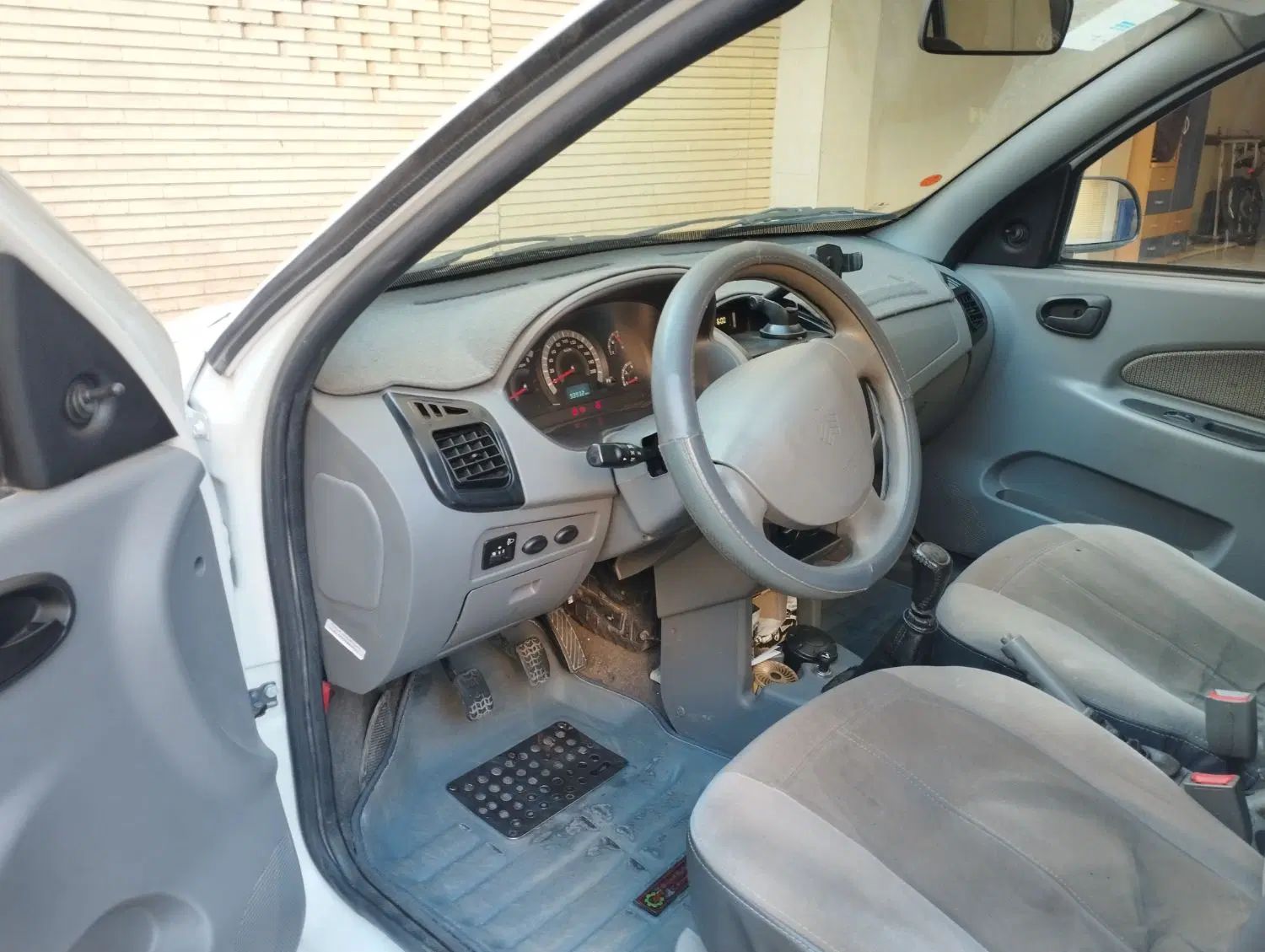 تیبا صندوق دار SX - 1399