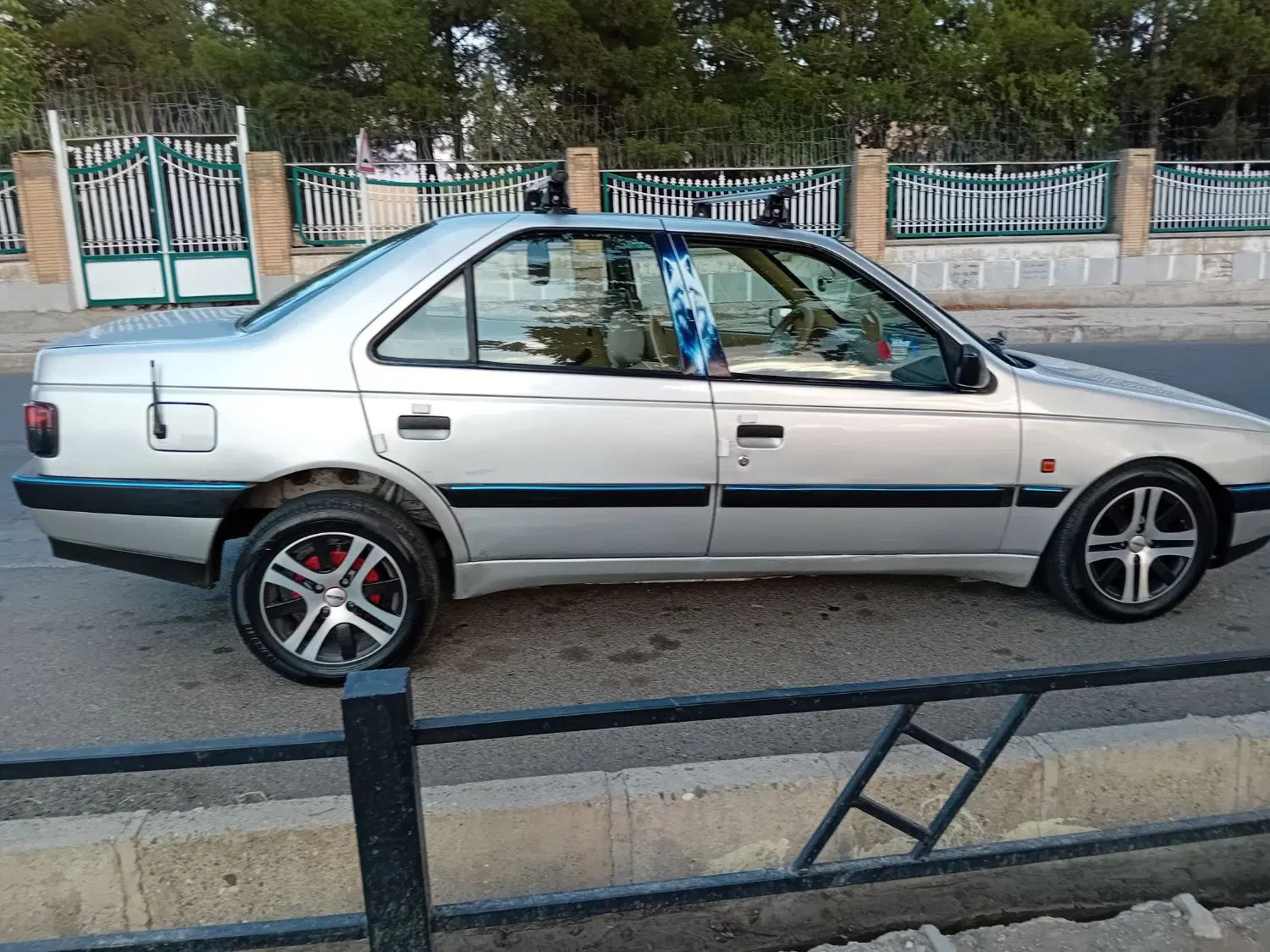 پژو 405 GLX - دوگانه سوز - 1390