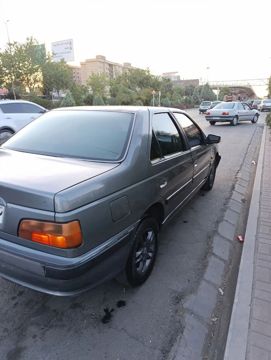 پژو پارس XU7ساده - 1388