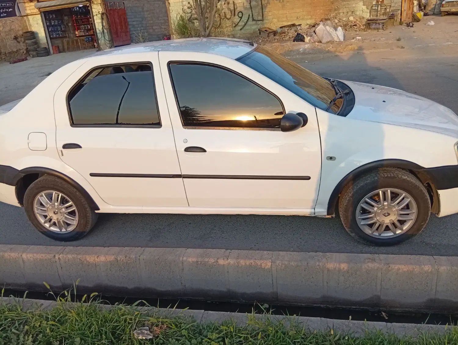 رنو تندر 90 E2 - 1392