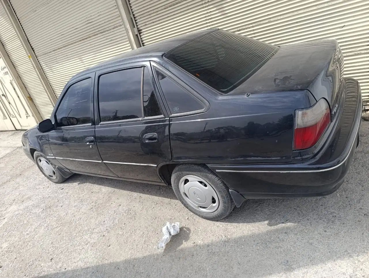 دوو سیلو سدان - 1381