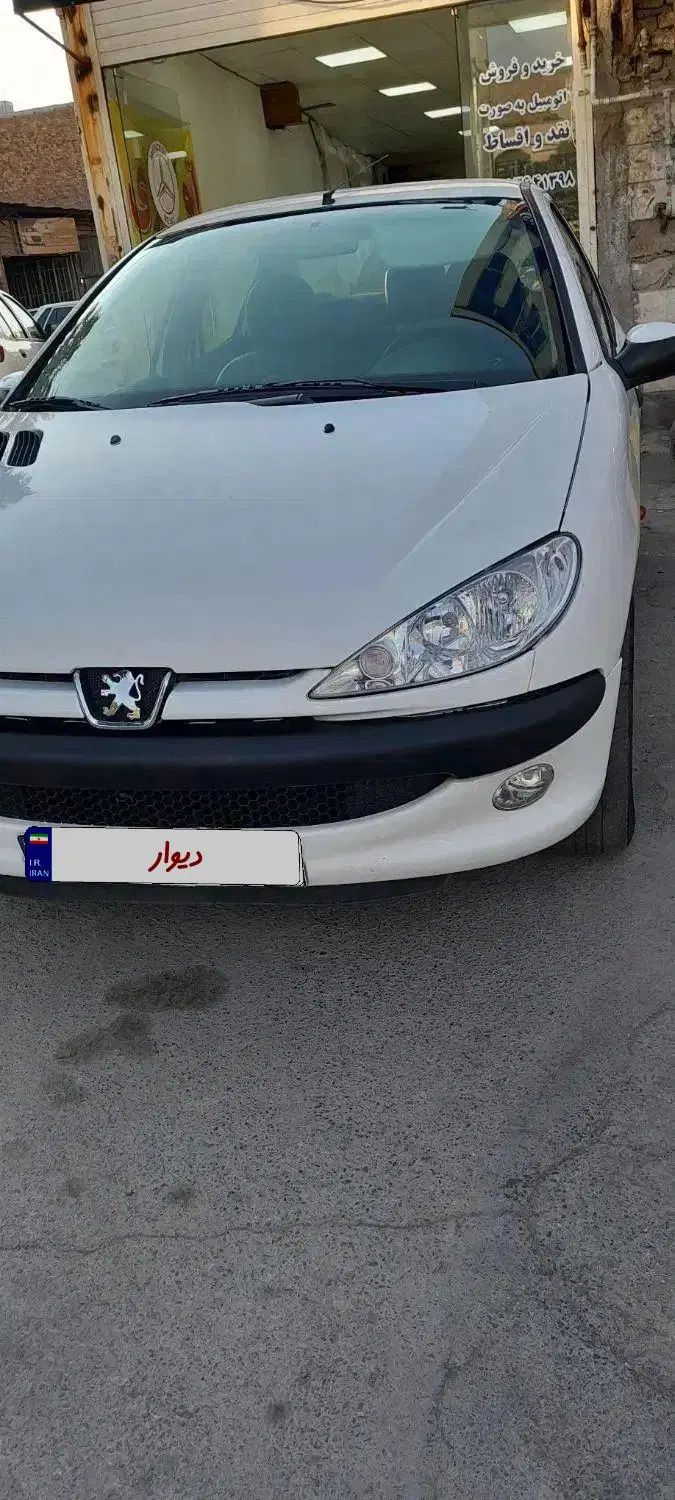 پژو ۲۰۶ صندوق دار v8 - 1390