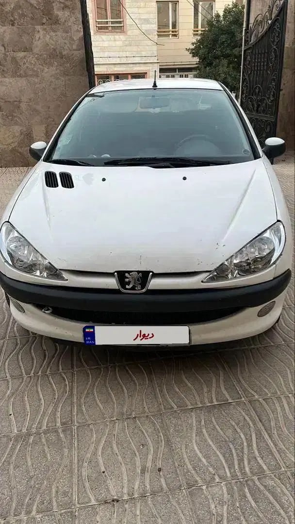خودرو پژو، ۲۰۶ صندوق دار آگهی ann_20002301