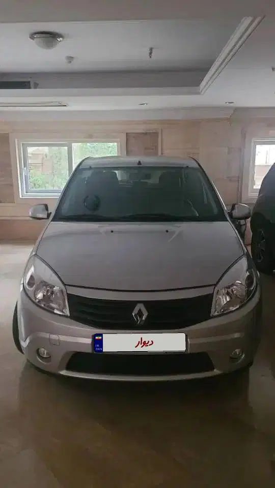 خودرو رنو، ساندرو آگهی ann_20002315