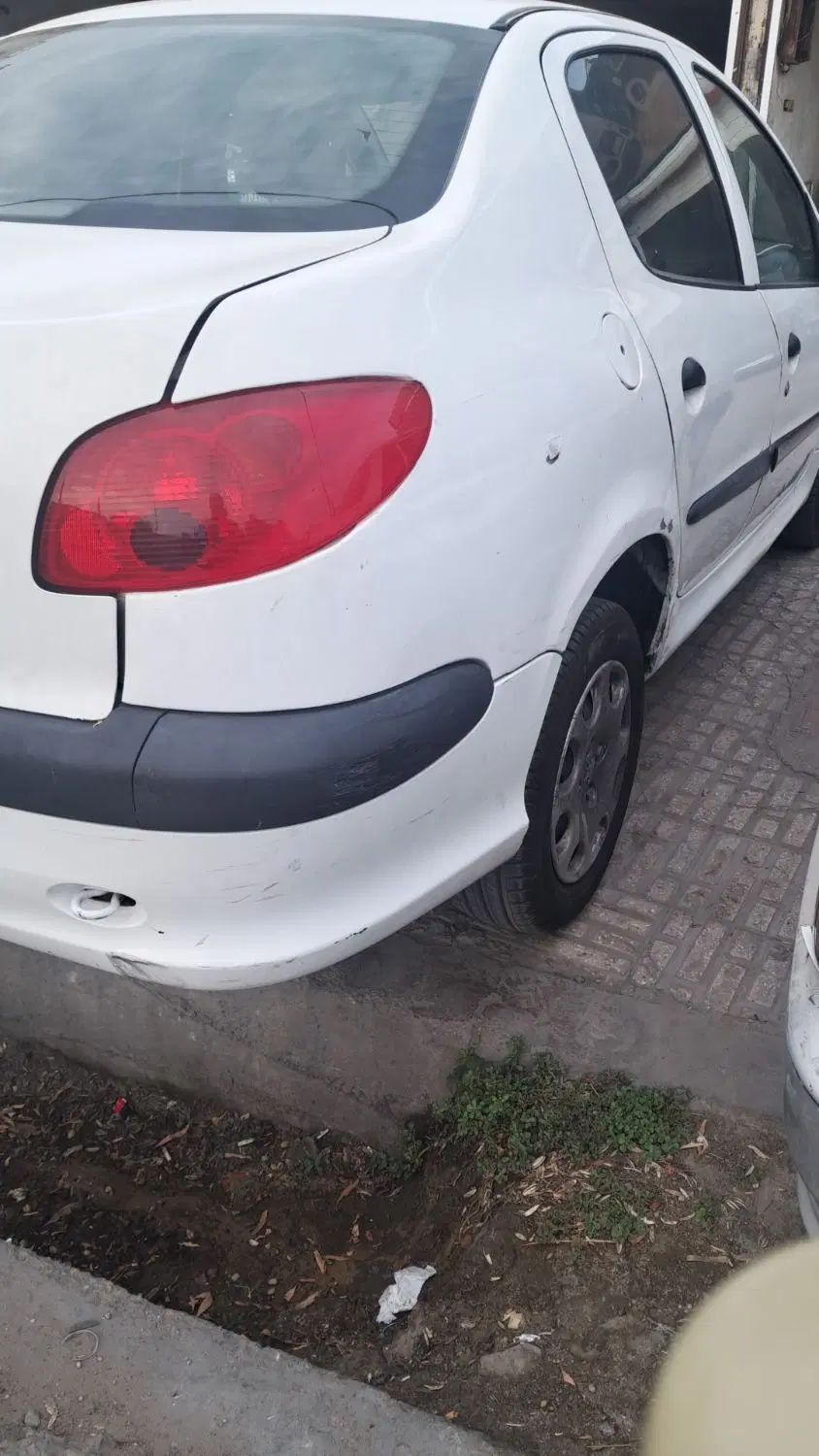 پژو ۲۰۶ صندوق دار v8 - 1390