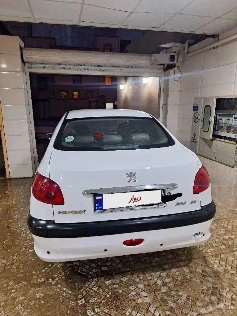 پژو ۲۰۶ صندوق دار v8 - 1399