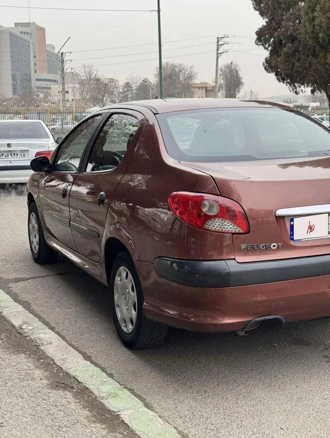 پژو ۲۰۶ صندوق دار v1 - 1386