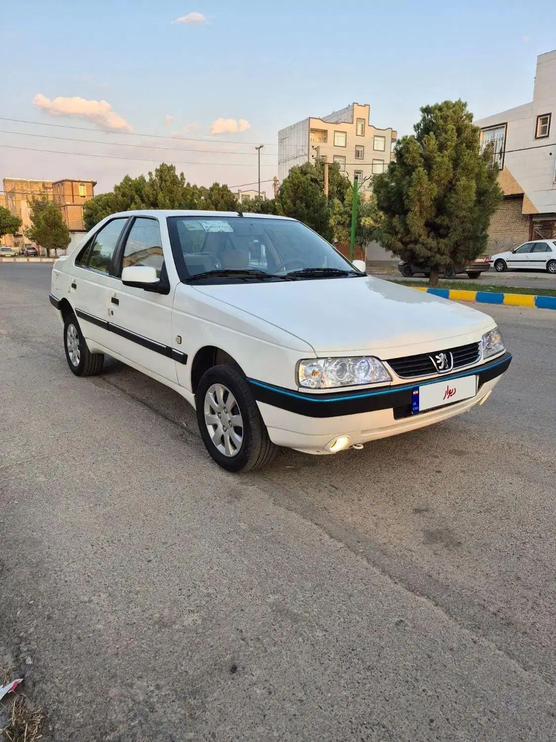 پژو 405 SLX بنزینی TU5 - 1391