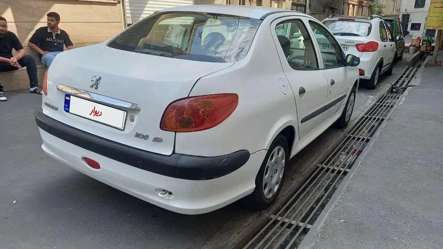 پژو ۲۰۶ صندوق دار v8 - 1393