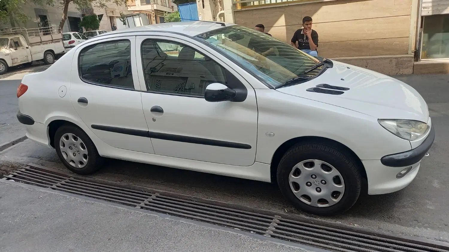 پژو ۲۰۶ صندوق دار v8 - 1393