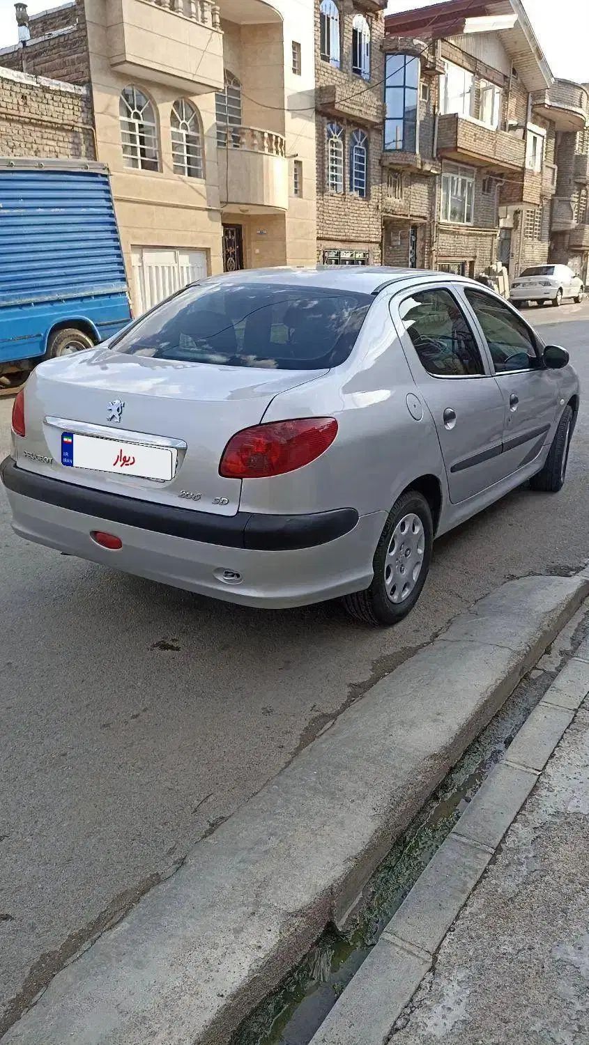 پژو ۲۰۶ صندوق دار v8 - 1386