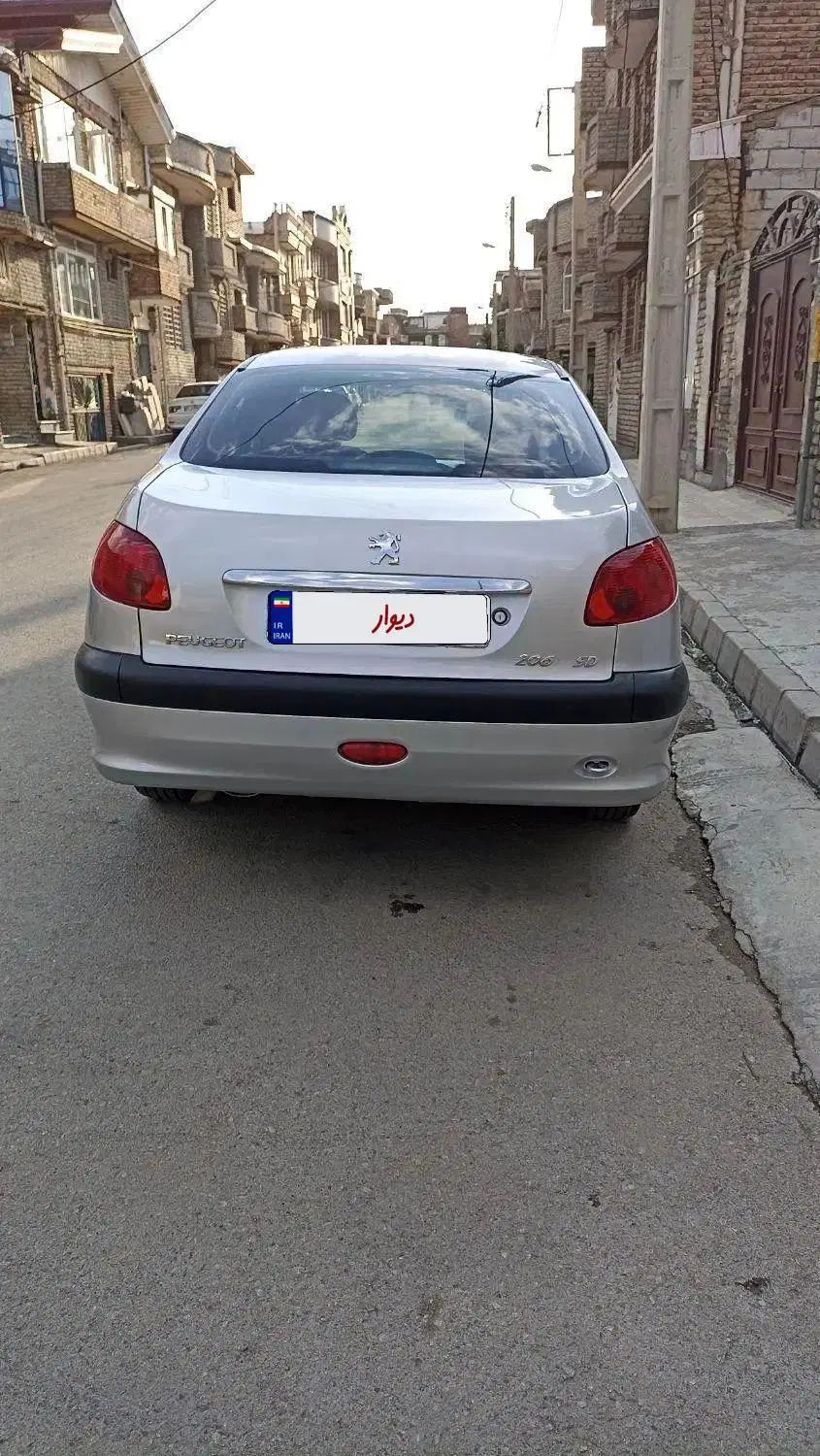 پژو ۲۰۶ صندوق دار v8 - 1386