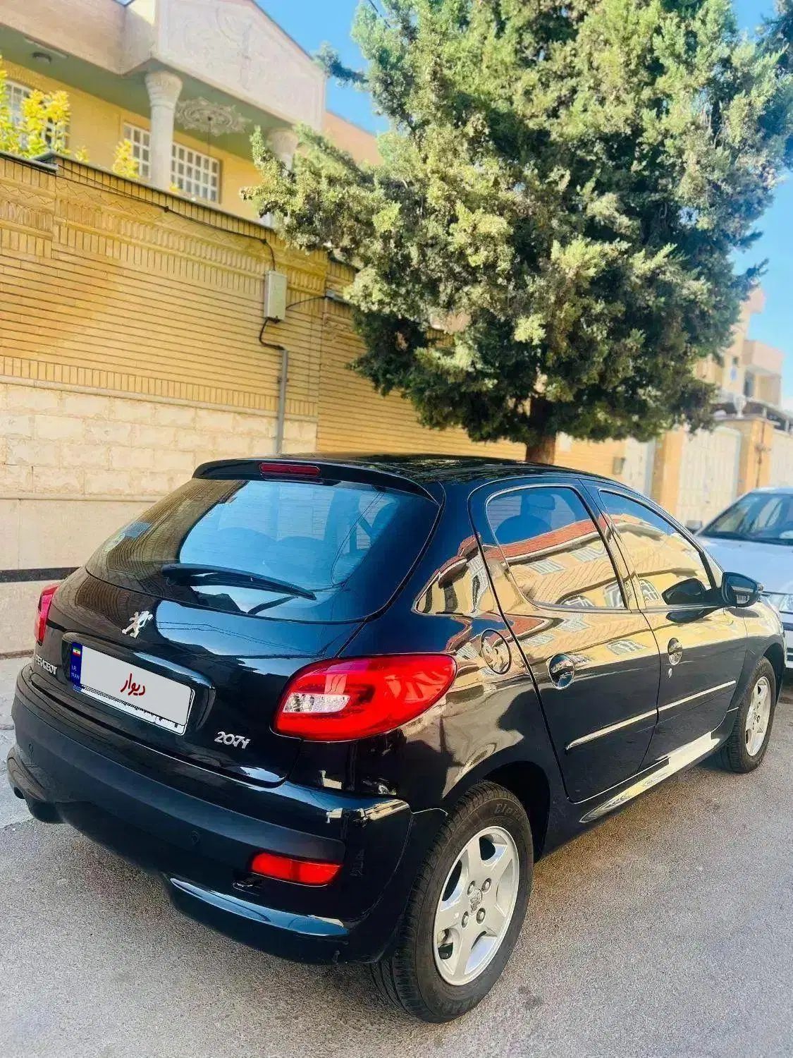 پژو 207 اتوماتیک TU5P - 1402