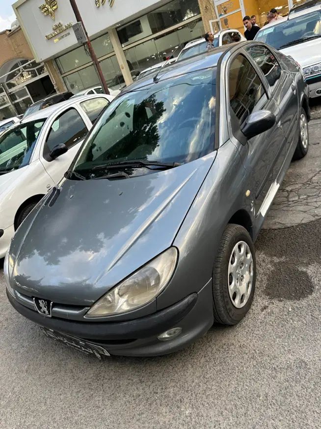 پژو ۲۰۶ صندوق دار v8 - 1392