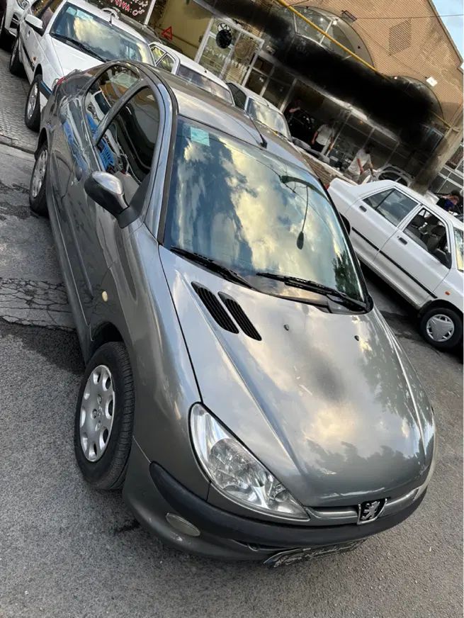 پژو ۲۰۶ صندوق دار v8 - 1392