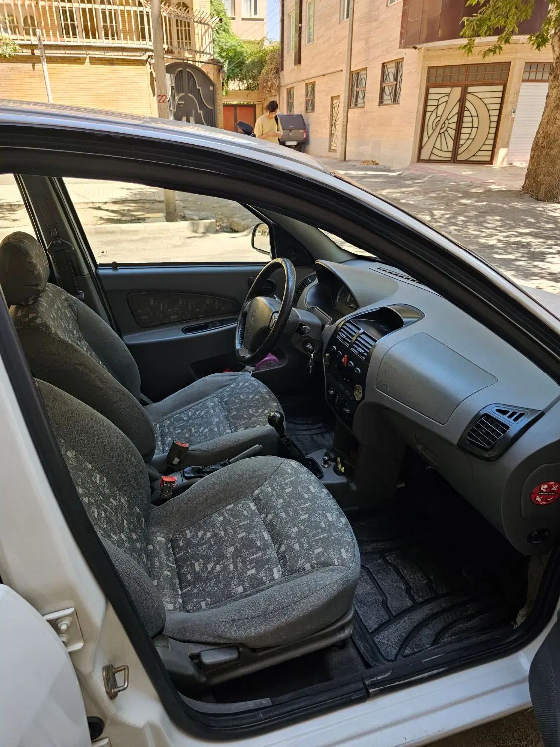 تیبا صندوق دار EX - 1393