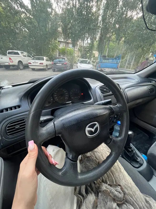 مزدا 323 اتوماتیک - 1385