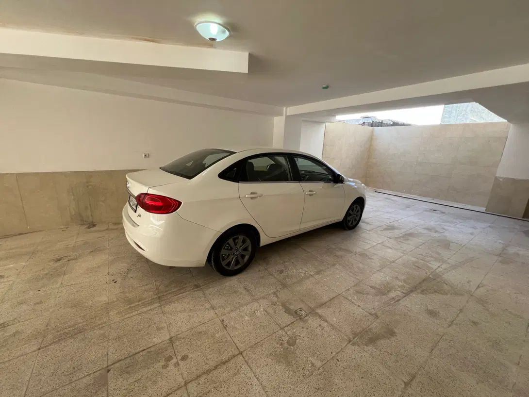 جک J4 اتوماتیک ساده - 1402