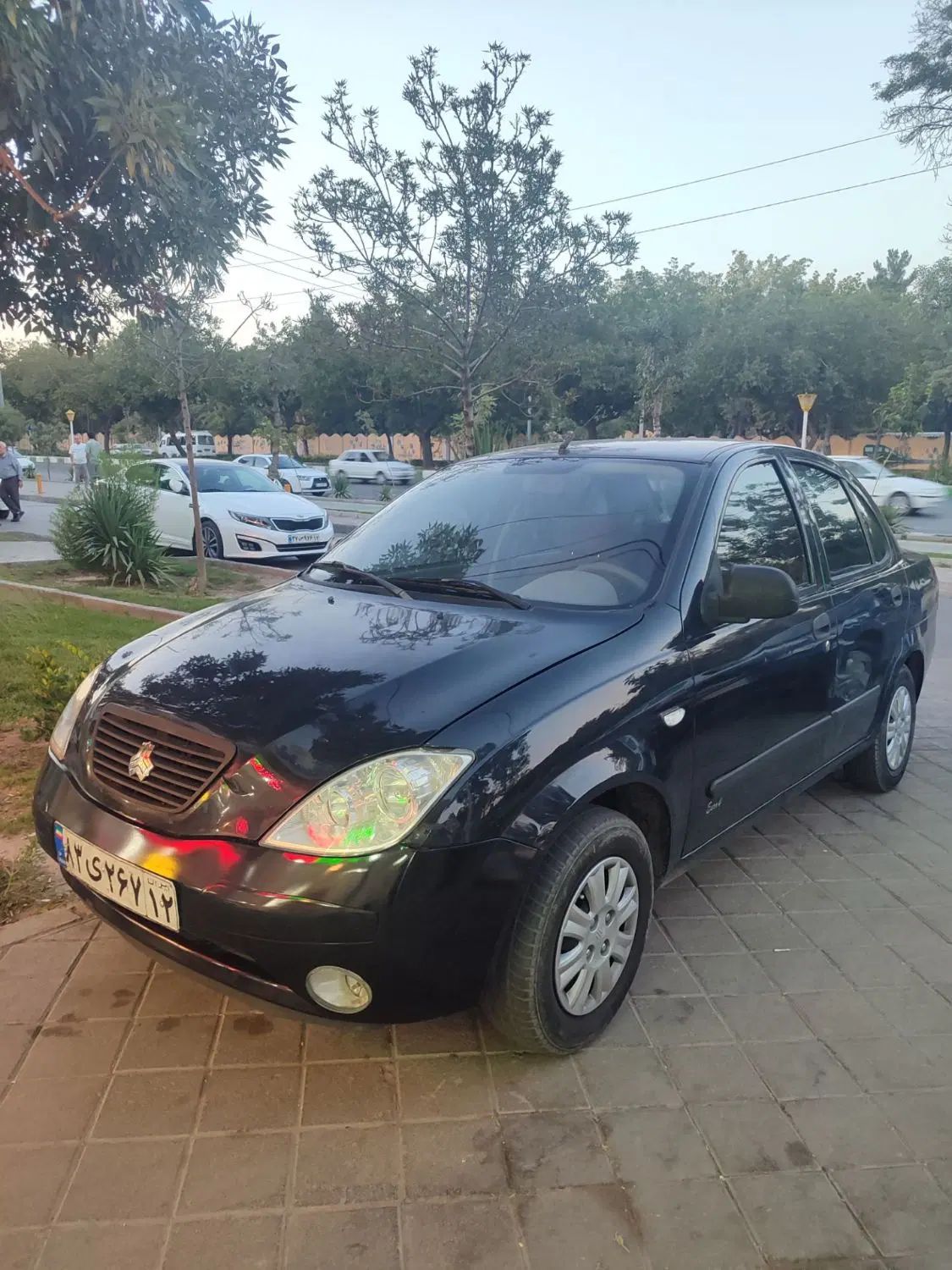 تیبا صندوق دار SX - 1393
