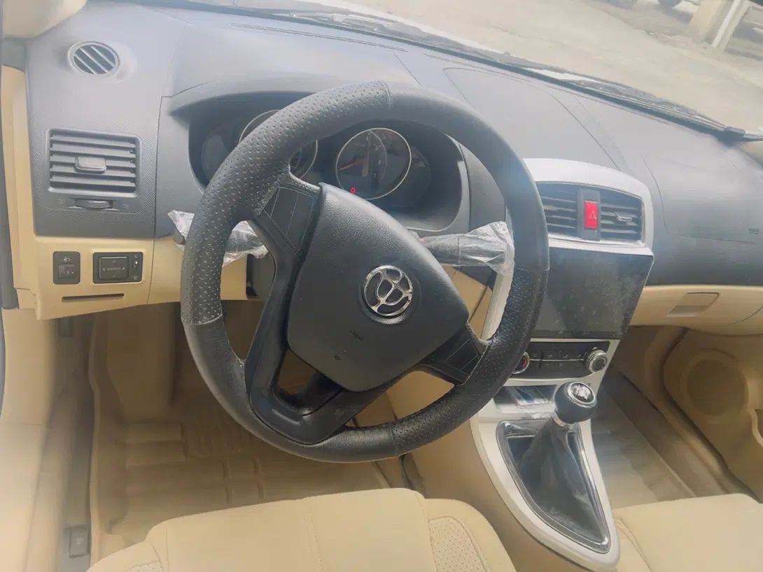 برلیانس H320 دنده‌ای 1500 - 1396