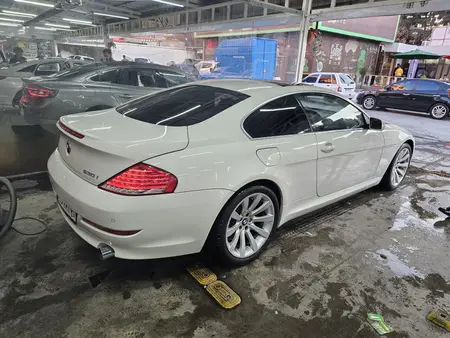 ب ام و سری 6 کوپه 630i - 2009
