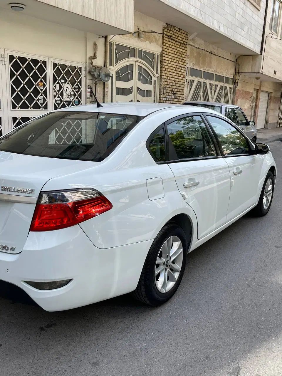 برلیانس H330 اتوماتیک 1500 - 1396