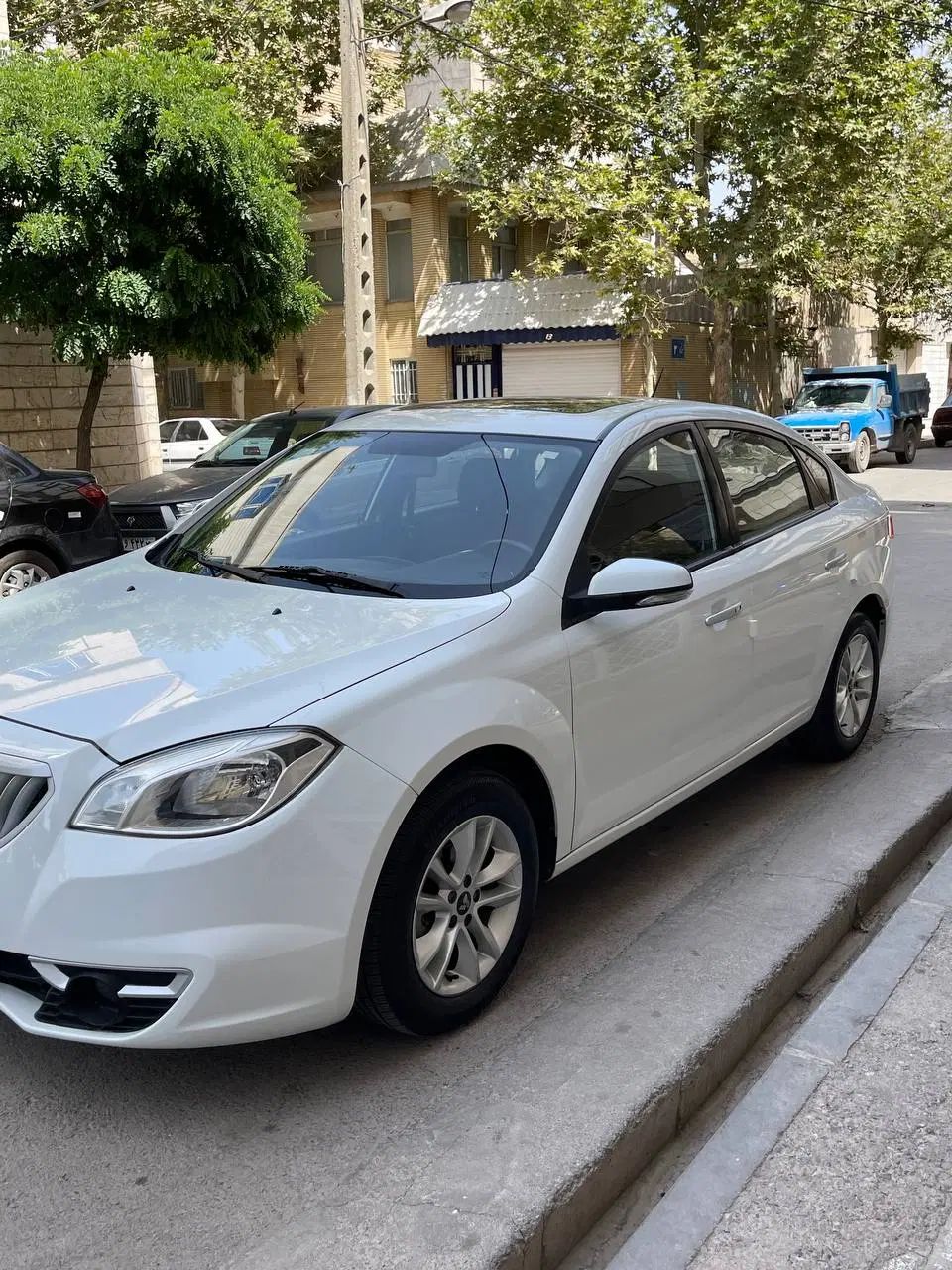 خودرو برلیانس، H330 آگهی ann_20004178