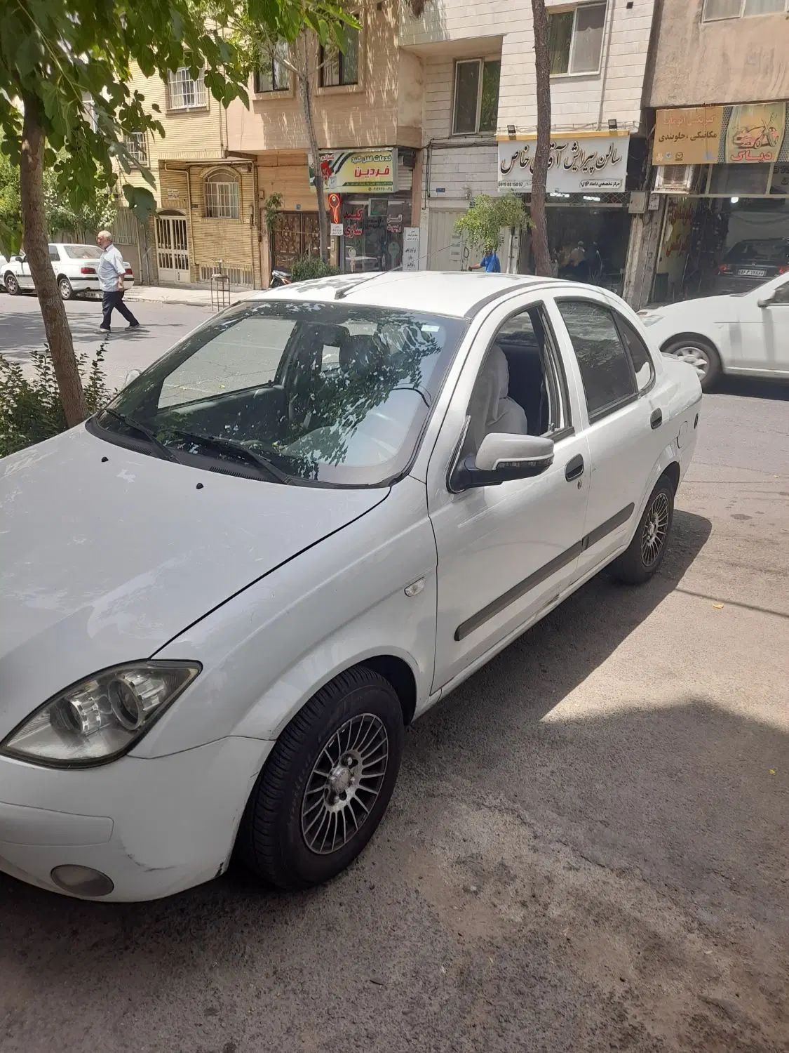 تیبا صندوق دار SX - 1392