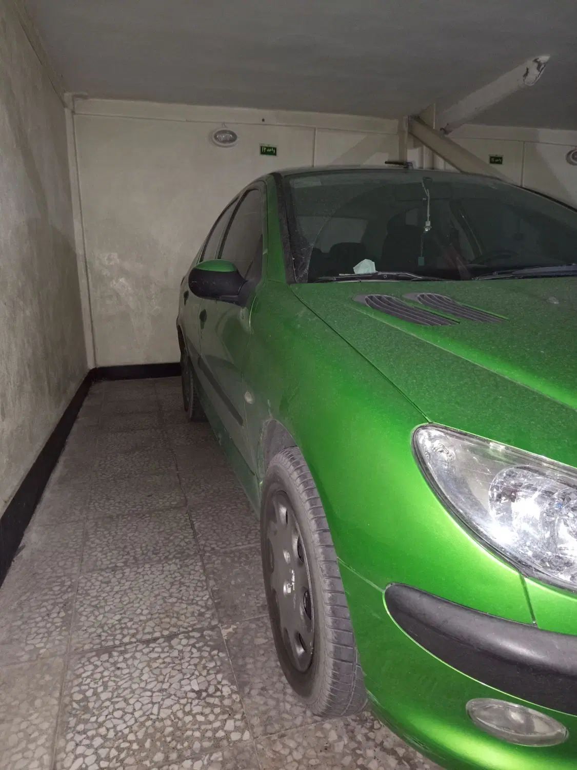 پژو ۲۰۶ صندوق دار v8 - 1393