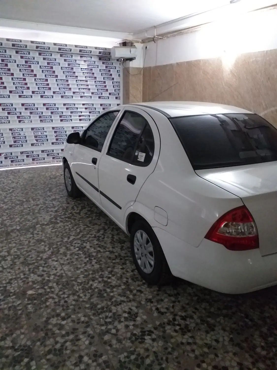 تیبا صندوق دار SX - 1400