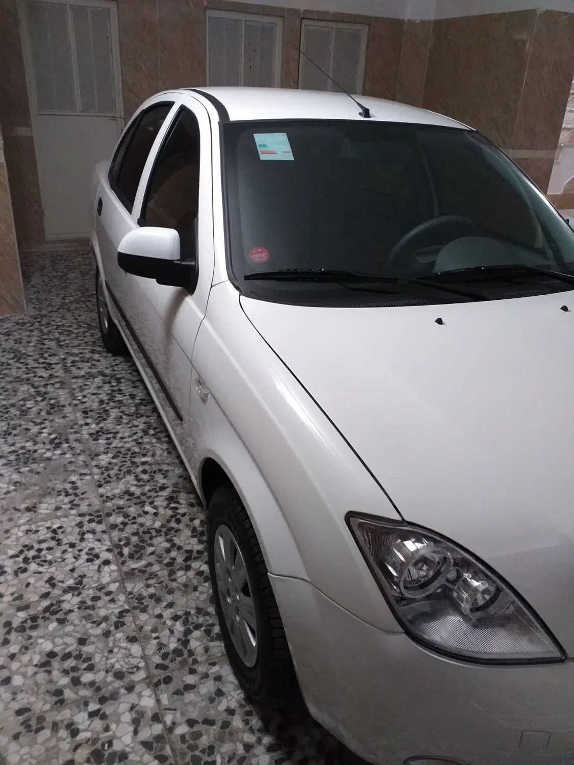 تیبا صندوق دار SX - 1400