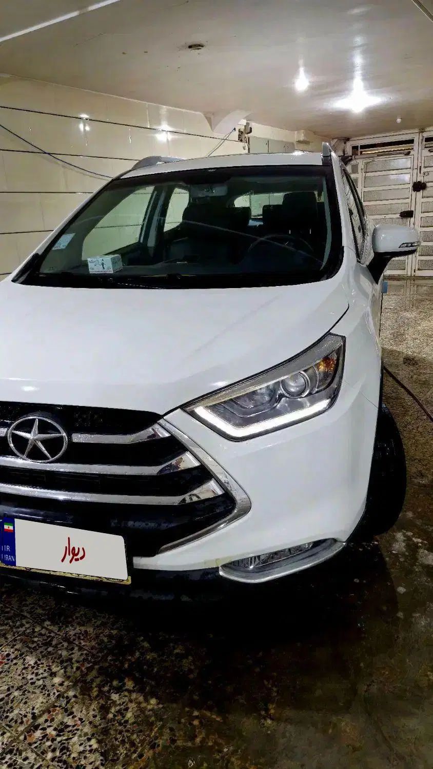 جک S3 اتوماتیک - 1402
