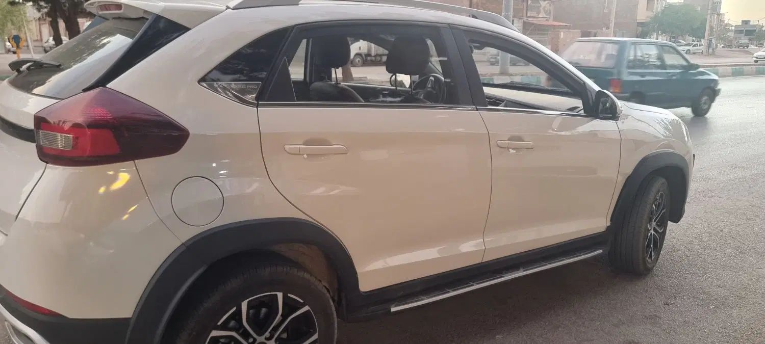 ام وی ام X22 دنده ای اسپرت لاکچری - 1403