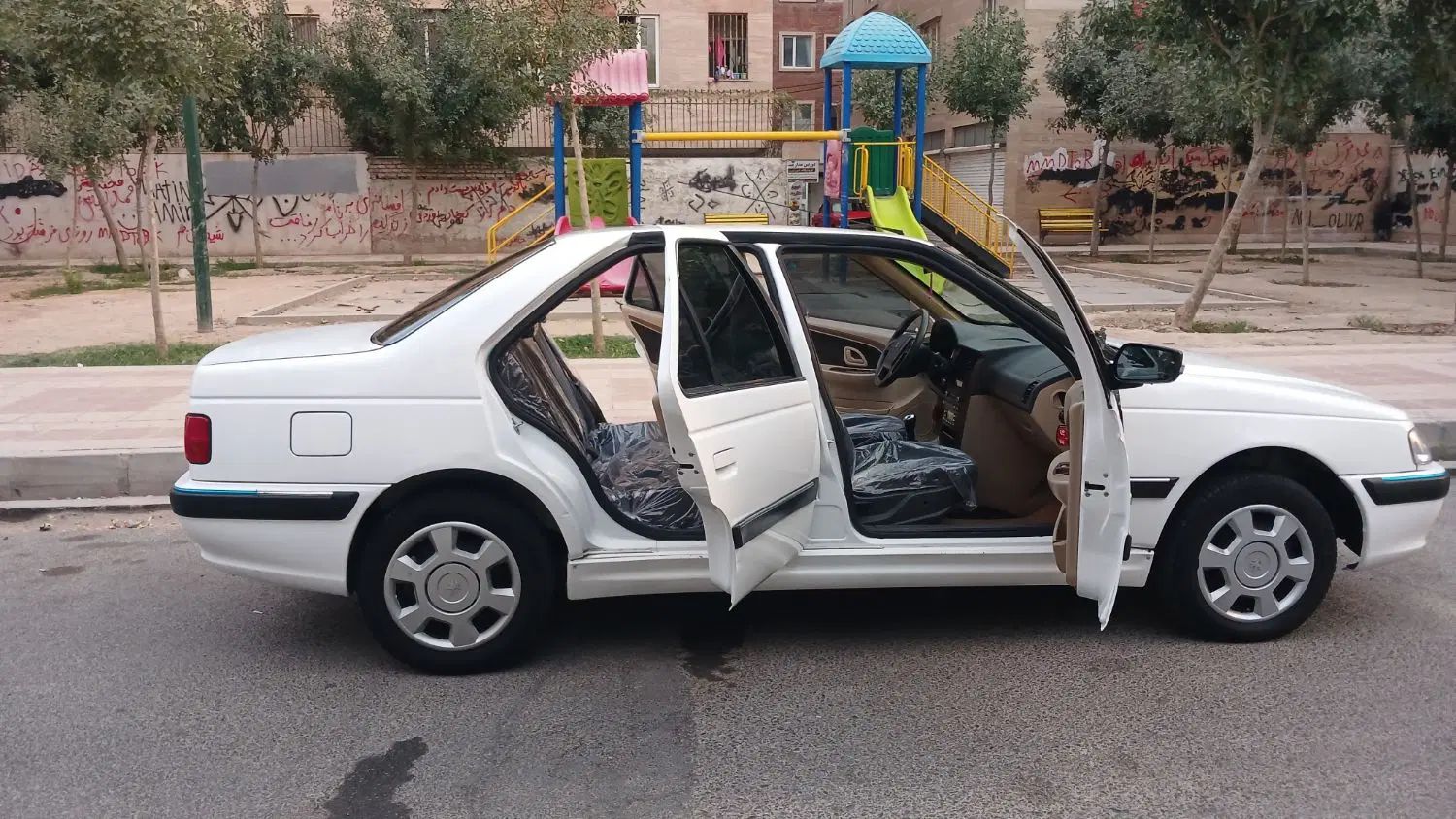 پژو پارس سال - 1402