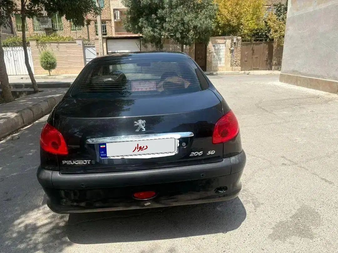 پژو ۲۰۶ صندوق دار v8 - 1395
