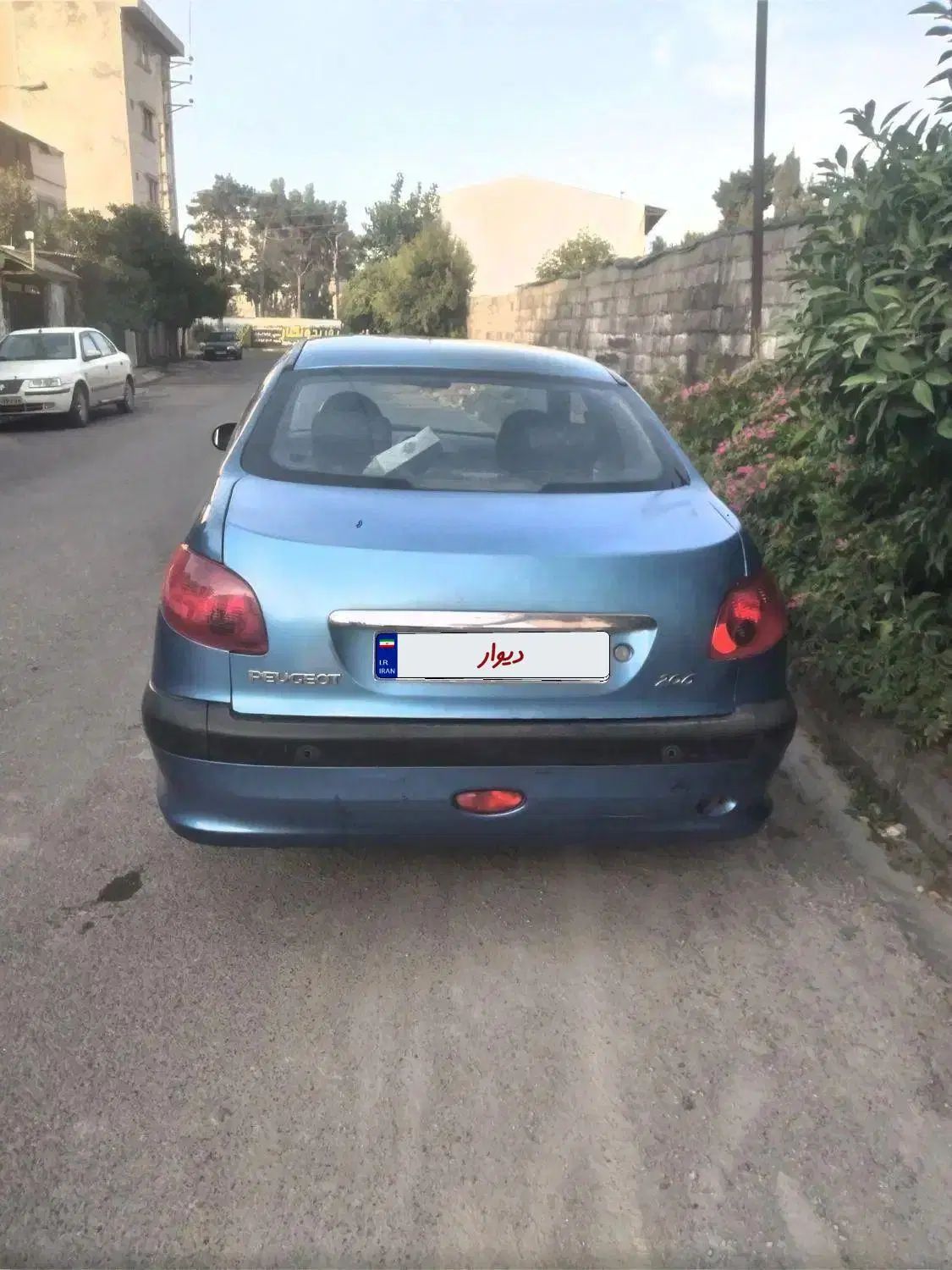 پژو ۲۰۶ صندوق دار v8 - 1395