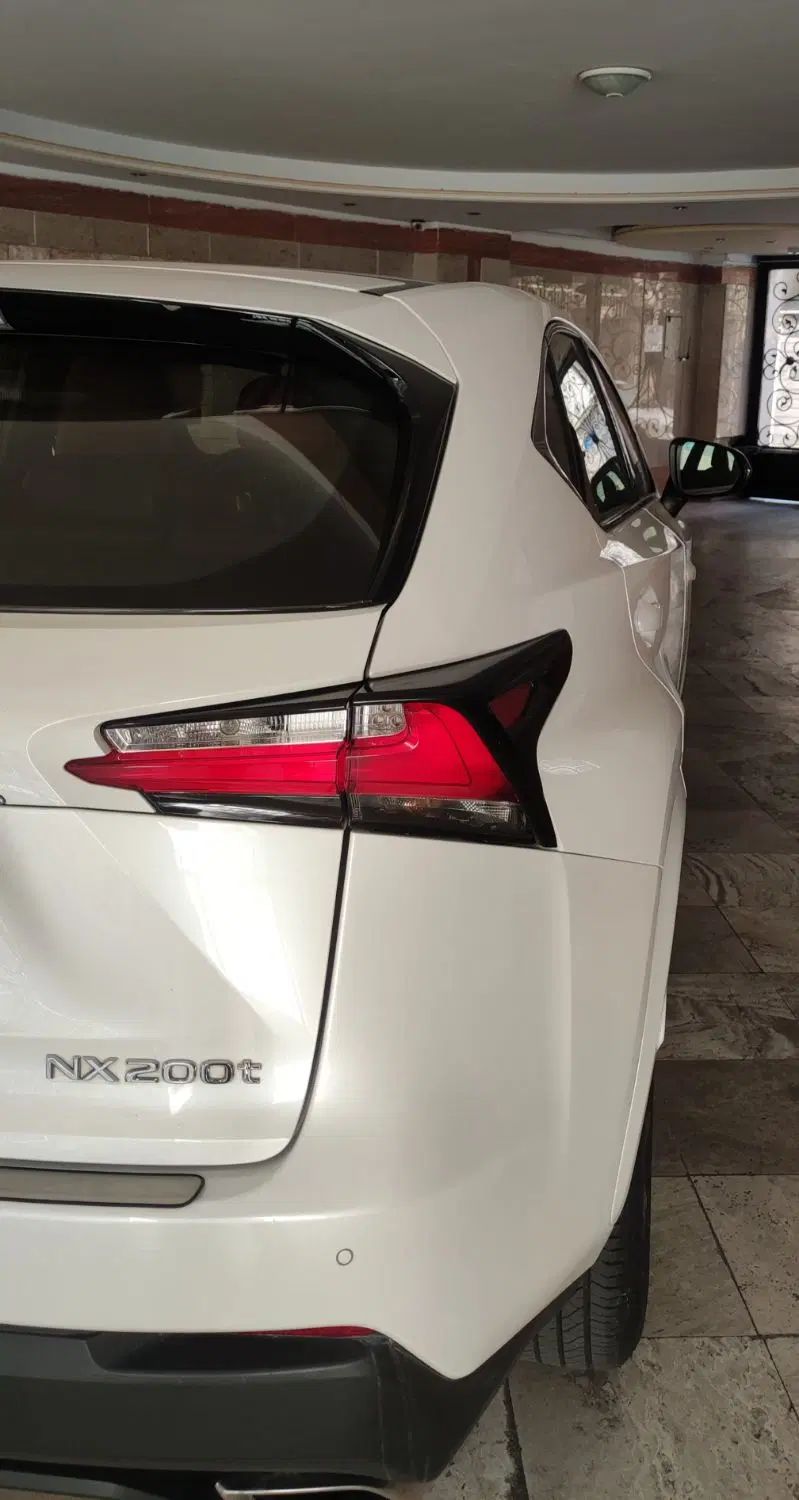 لکسوس NX 200T توربو - 2017