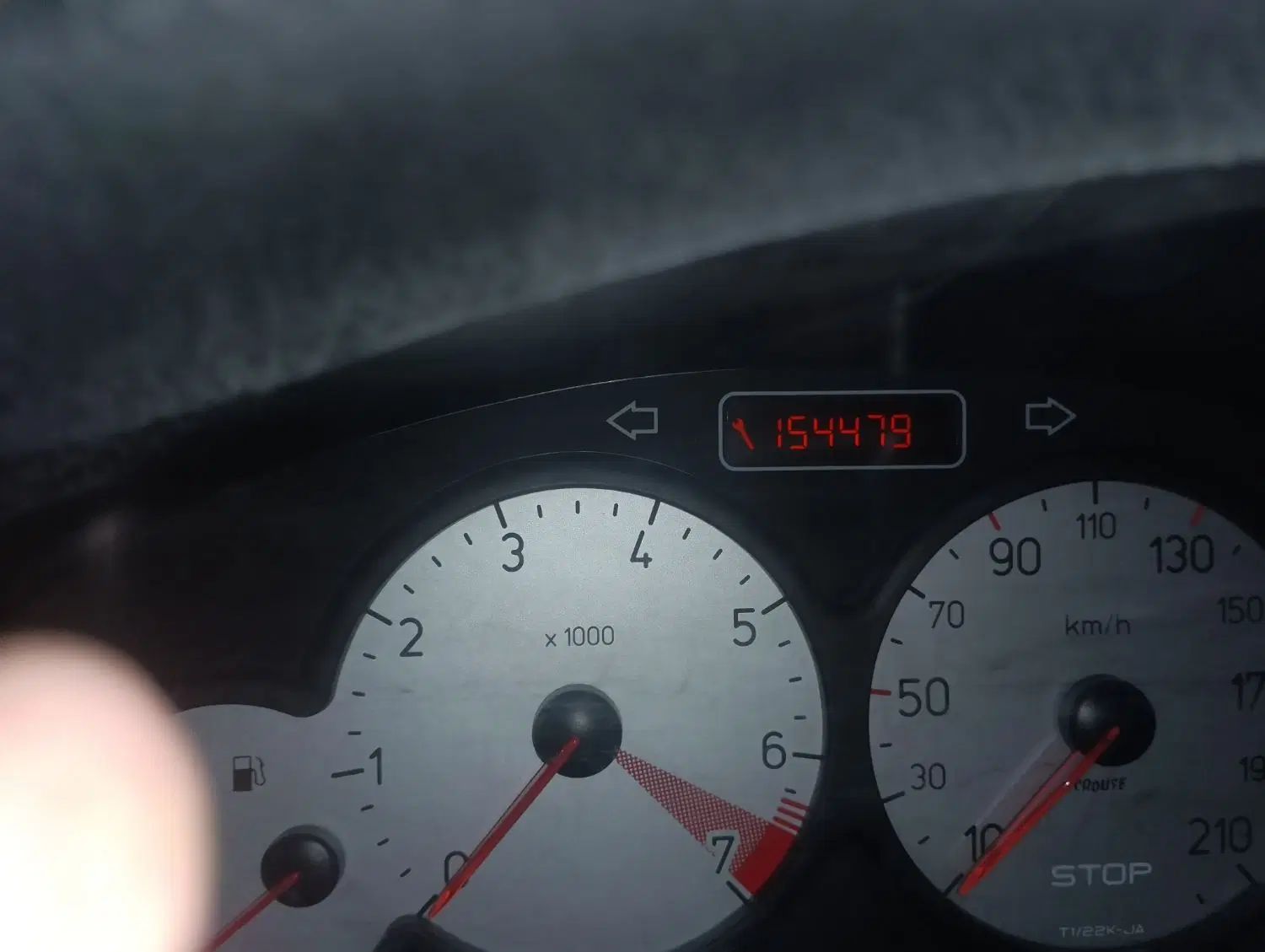 پژو ۲۰۶ صندوق دار v8 - 1398