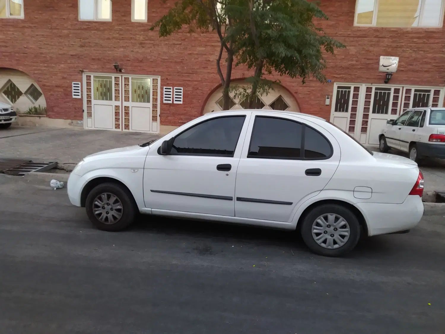 خودرو تیبا، صندوق دار آگهی ann_20005177