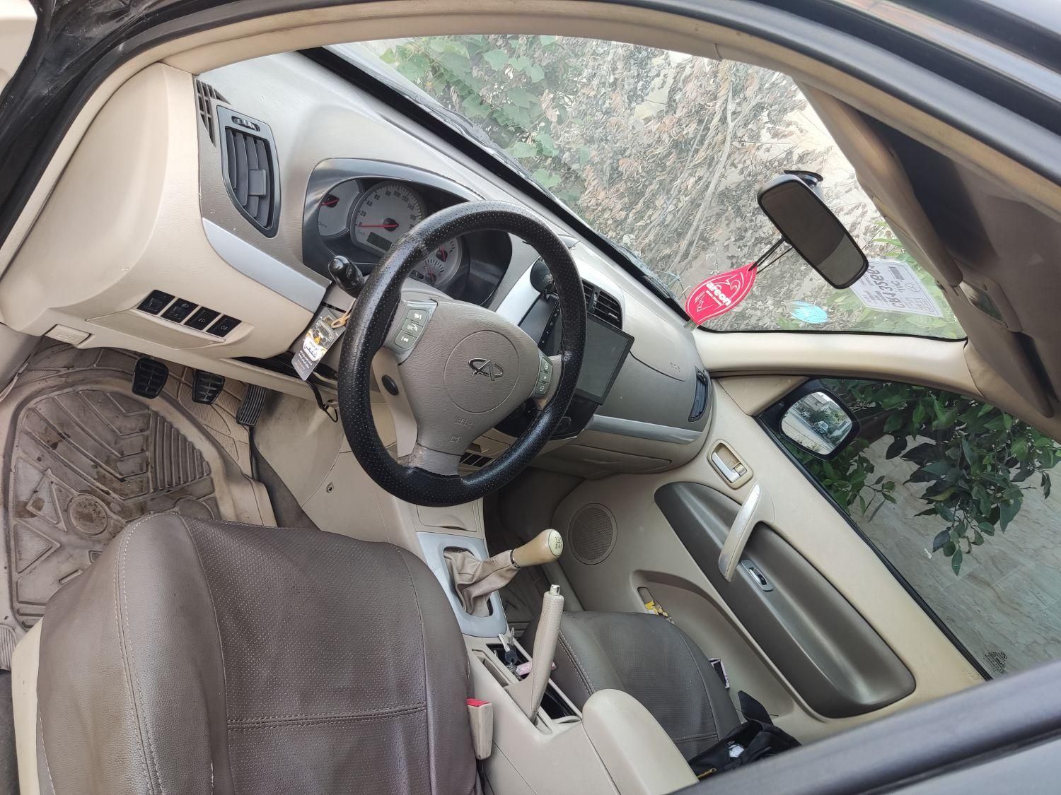 ام وی ام X33 دنده‌ای ساده - 1390