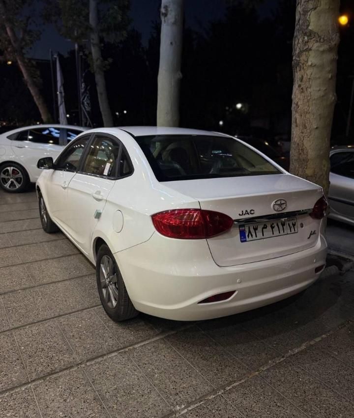 جک J4 اتوماتیک ساده - 1404