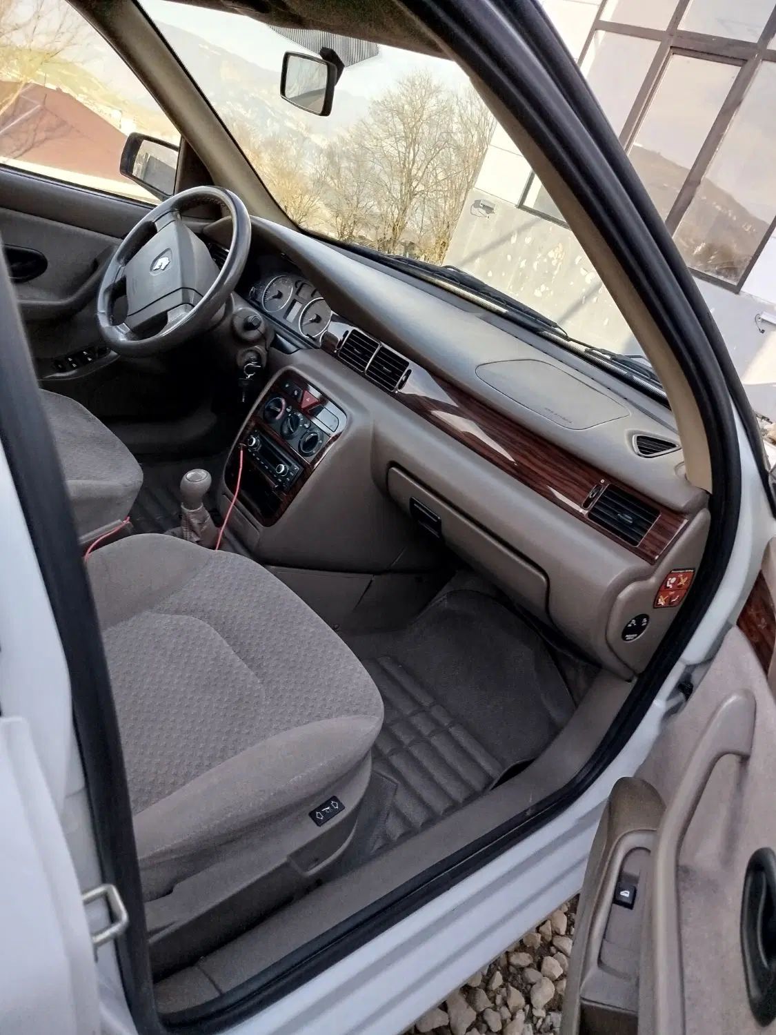 سمند LX XU7 - 1395