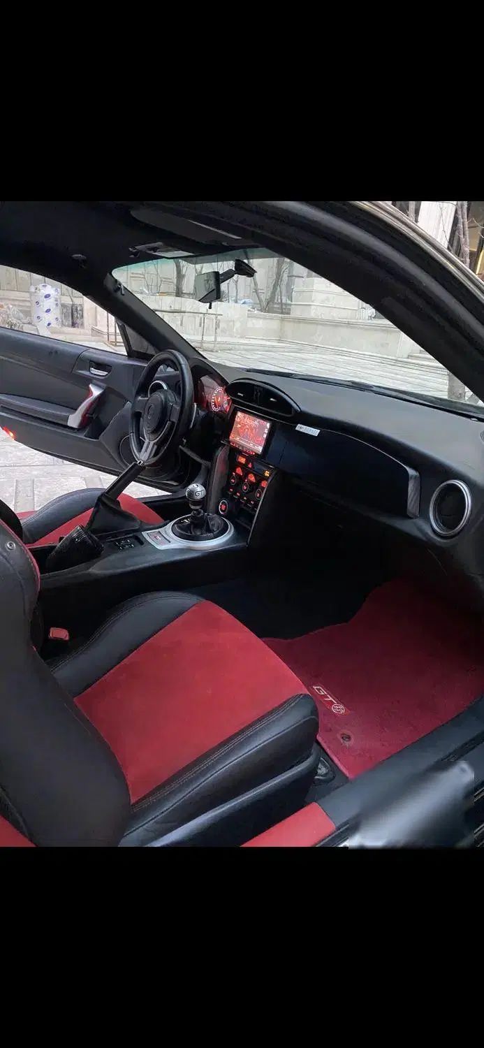 تویوتا GT 86 اتومات آپشنال - 2014