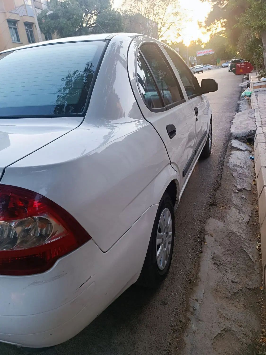 تیبا صندوق دار EX - 1395