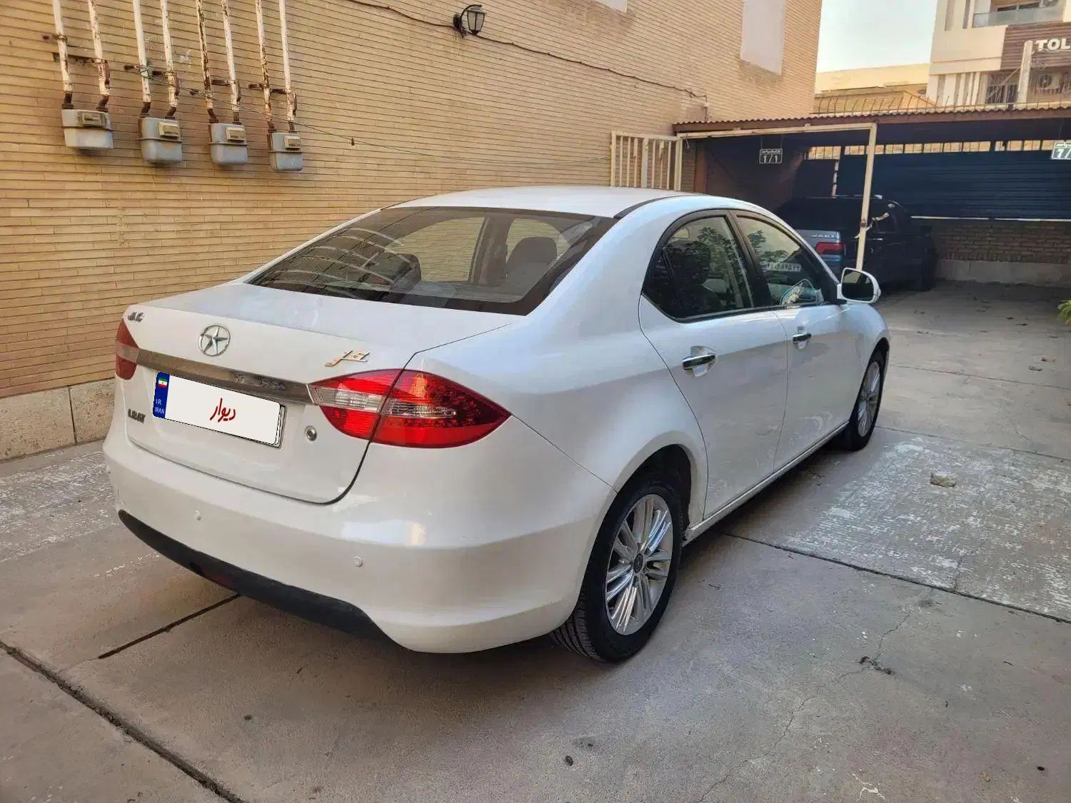 جک J5 اتوماتیک - 1393