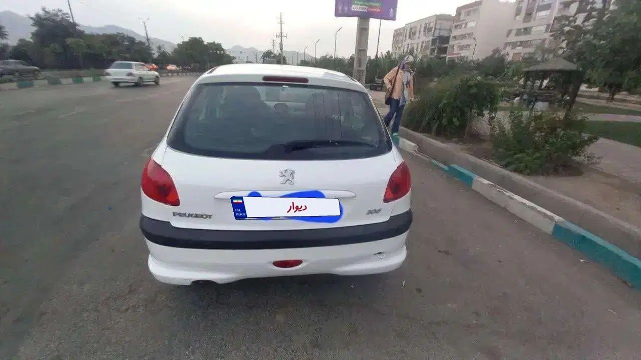 پژو 206 تیپ 2 - 1396
