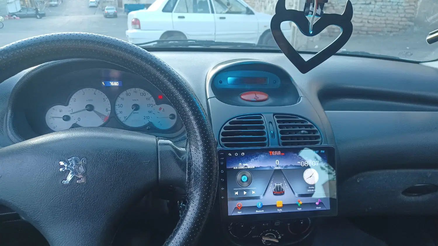 پژو ۲۰۶ صندوق دار v20 - 1386